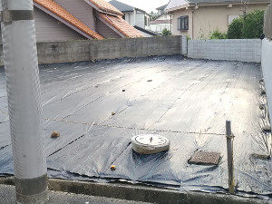 空き地に防草シート施工【箕面】