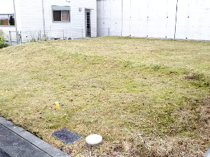 草刈り後の空き地【箕面】